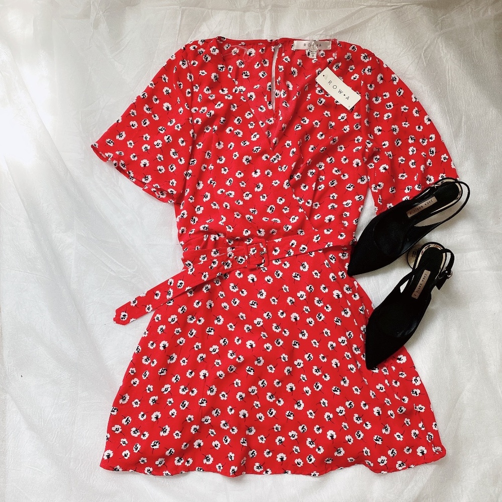 ROW A Floral Short Sleeve Mini Dress Size S (NWT)
